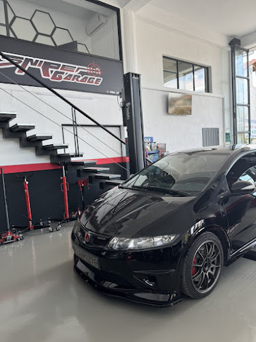 Sniper Garage