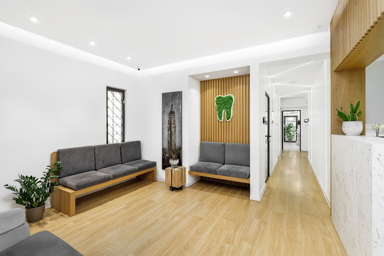 Barlas Dental Care - Οδοντιατρείο Μπαρλάς Ηρώδης (Roy)