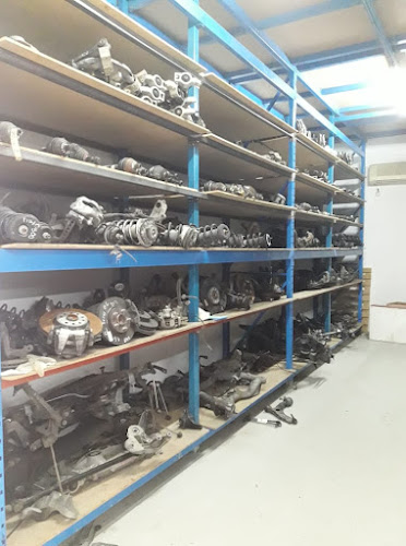 Kyros Auto Services προφυλακτηρες καπω φτερα φαναρισ για range rover