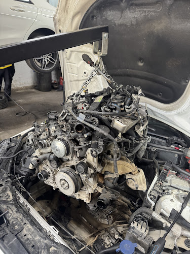 Andy's Nicolaou Car Services