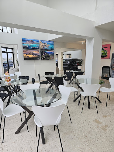 Athos Motors Showroom/Carwash