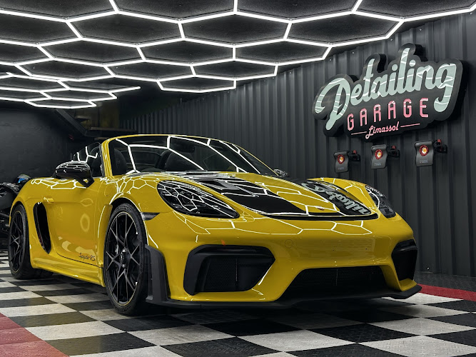 Detailing Garage