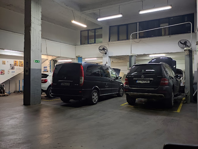 Service Apostolou , Mercedes Benz