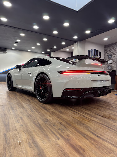Wrap & Signs Αντηλιακές μεμβράνες Car Wrapping Paint protection film. Γυάλισμα - επαναφορά χρώματος. Κεραμικές επιστρώσεις.