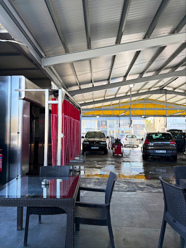 Deluxe Car Wash